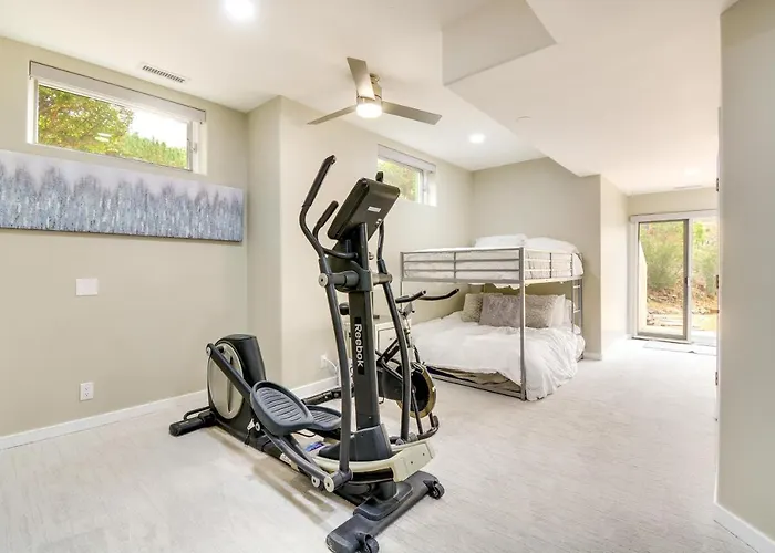 Gem: Hot Tub & Mtn Views, 7 Mi To Dtwn Prescott