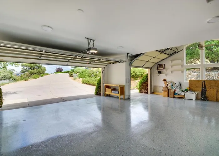 Gem: Hot Tub & Mtn Views, 7 Mi To Dtwn * Prescott
