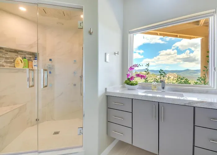 Gem: Hot Tub & Mtn Views, 7 Mi To Dtwn Holiday home Prescott
