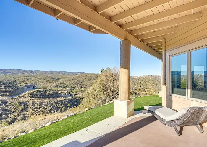 Gem: Hot Tub & Mtn Views, 7 Mi To Dtwn Prescott