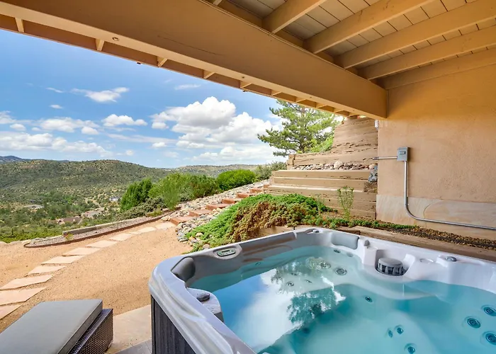 Holiday home Gem: Hot Tub & Mtn Views, 7 Mi To Dtwn Prescott